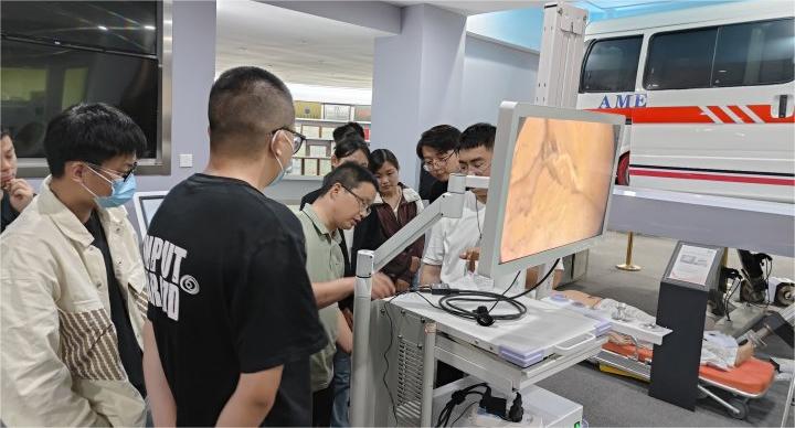 首批衛(wèi)生專業(yè)技術(shù)人員職稱評審手術(shù)視頻制作服務(wù)商成功簽約